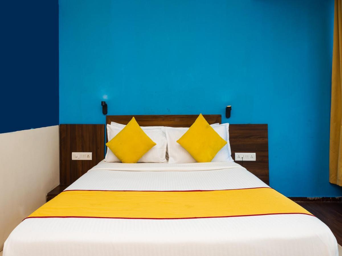 Hotel Aura - Near Malad Link Road Gorai Exterior photo